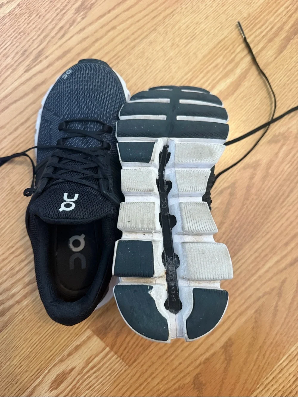 On Running Running women Black Cloud Sneakers